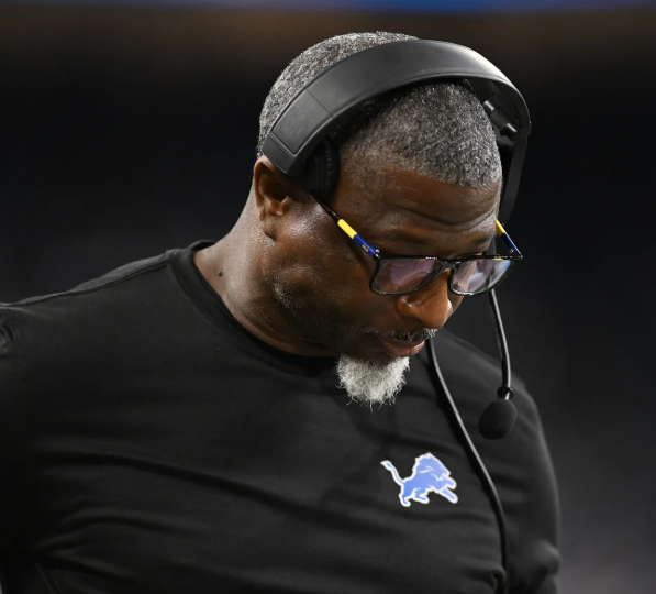 Lions’ Aaron Glenn Sends Brutally Honest 5-Word Message to NFL Teams Amid Head Coaching Interest