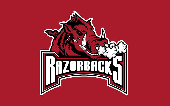 NOT AGAIN: Razorbacks Key Man’s  Career In Jeopardy Due To Devastating Injury.